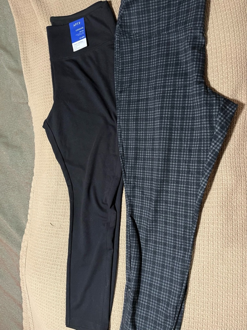 3 Pairs Women’s Apt. 9 Leggings—Size XXL